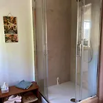Apartment Dachwohnung Im Villenviertel